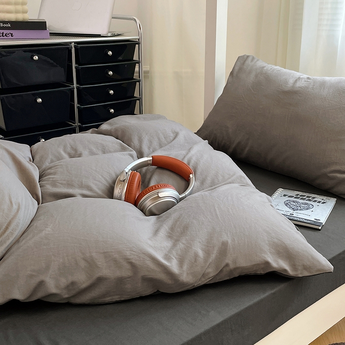 91家纺网 家纺一手货源 找家纺 （总）梦卓家纺 2025新款学生宿舍上下铺纯色水洗棉三件套