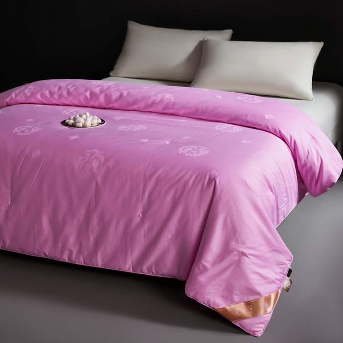 91家纺网 家纺一手货源 找家纺 金同成 2025新款婚庆被冬被子母被春秋被四季被60支全棉龙凤喜字提花蚕丝被 蜜糖粉