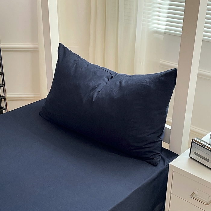 91家纺网 家纺一手货源 找家纺 梦卓家纺 2025新款学生宿舍上下铺纯色水洗棉三件套 宝石蓝