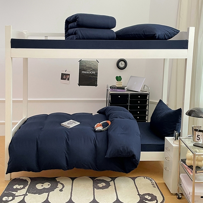 91家纺网 家纺一手货源 找家纺 梦卓家纺 2025新款学生宿舍上下铺纯色水洗棉三件套 宝石蓝