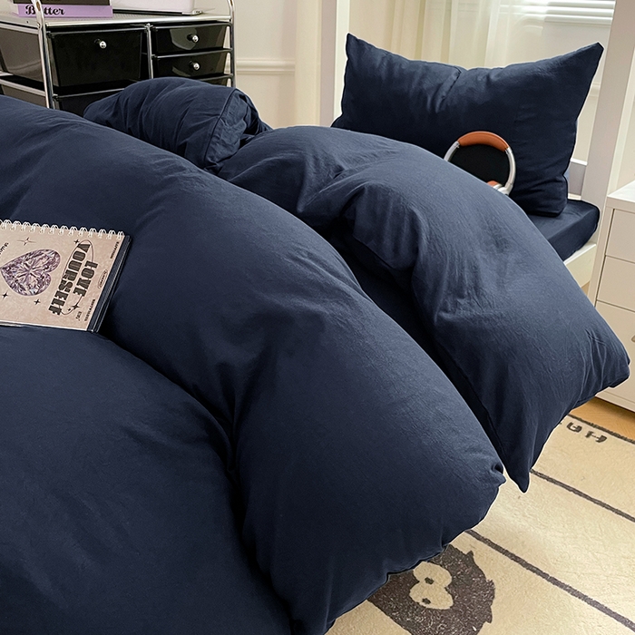 91家纺网 家纺一手货源 找家纺 梦卓家纺 2025新款学生宿舍上下铺纯色水洗棉三件套 宝石蓝