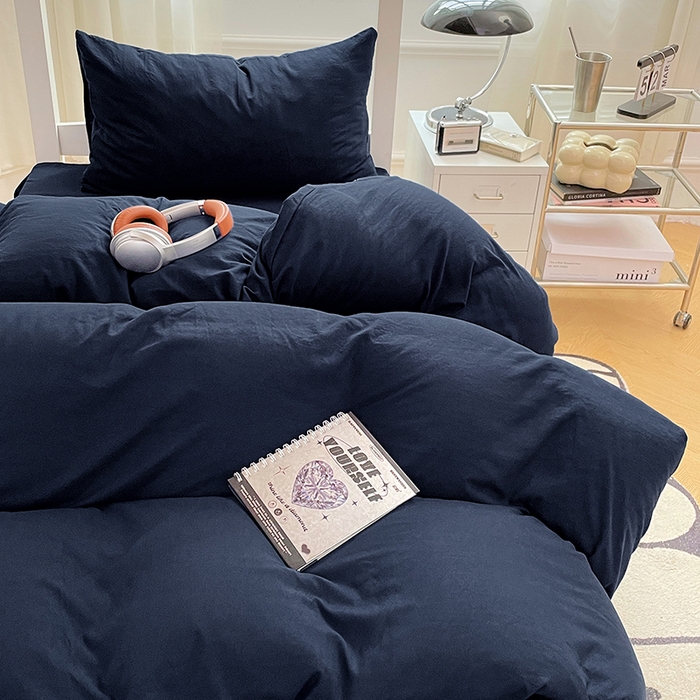 91家纺网 家纺一手货源 找家纺 梦卓家纺 2025新款学生宿舍上下铺纯色水洗棉三件套 宝石蓝