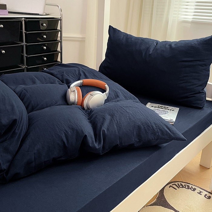 91家纺网 家纺一手货源 找家纺 梦卓家纺 2025新款学生宿舍上下铺纯色水洗棉三件套 宝石蓝