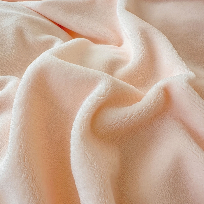 91家纺网 家纺一手货源 找家纺 莱越家纺 2025新款高克重牛奶绒纯色贴标款四件套（8斤重） 贴标-淡雅玉+绅士灰