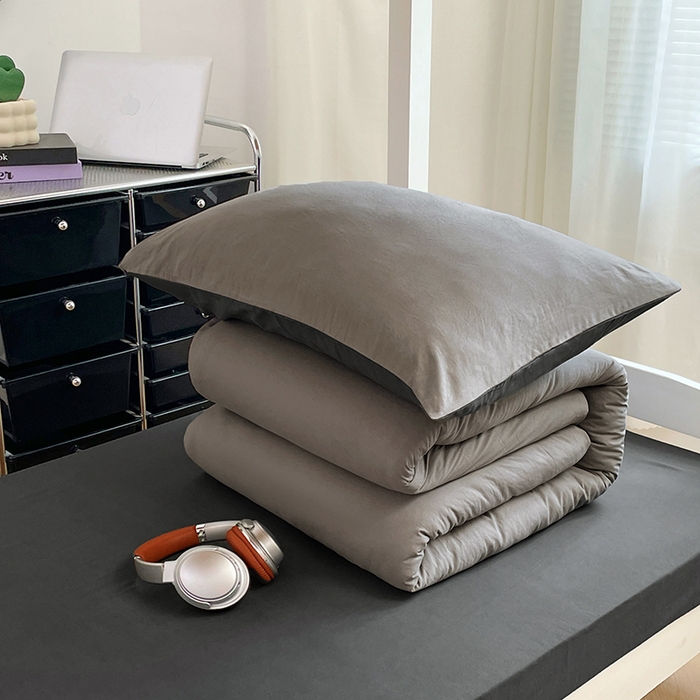 91家纺网 家纺一手货源 找家纺 梦卓家纺 2025新款学生宿舍上下铺纯色水洗棉三件套 魅影深灰