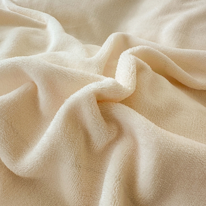 91家纺网 家纺一手货源 找家纺 莱越家纺 2025新款高克重牛奶绒纯色贴标款四件套（8斤重） 贴标-米白