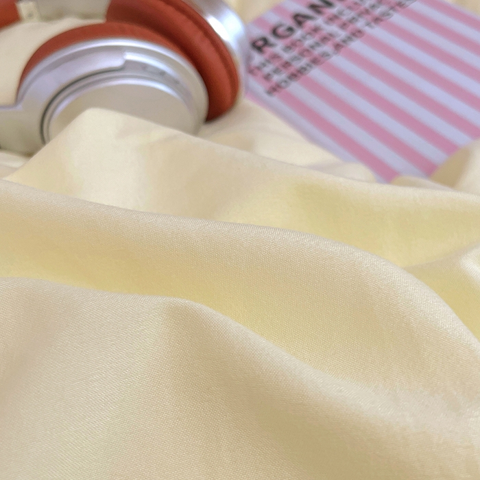 91家纺网 家纺一手货源 找家纺 梦卓家纺 2025新款学生宿舍上下铺纯色水洗棉三件套 奶黄芥末绿