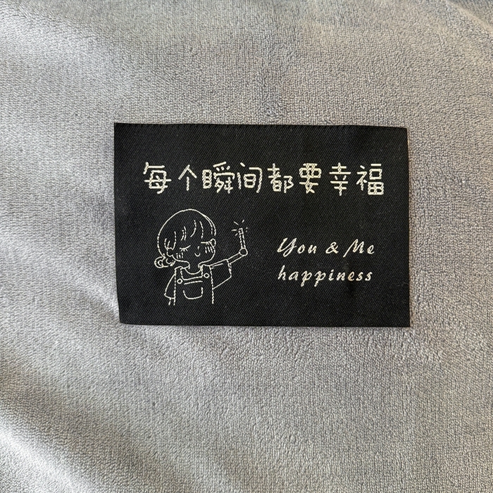 91家纺网 家纺一手货源 找家纺 莱越家纺 2025新款高克重牛奶绒纯色贴标款四件套（8斤重） 贴标-绅士灰+香槟金