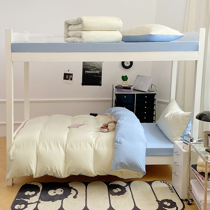 91家纺网 家纺一手货源 找家纺 梦卓家纺 2025新款学生宿舍上下铺纯色水洗棉三件套 天蓝椰冰