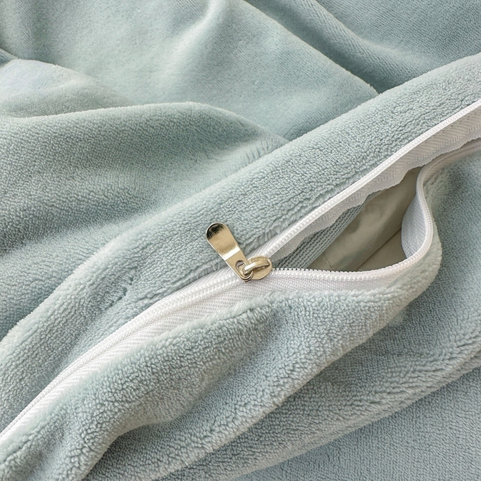 91家纺网 家纺一手货源 找家纺 莱越家纺 2025新款高克重牛奶绒纯色贴标款四件套（8斤重） 贴标-天蓝