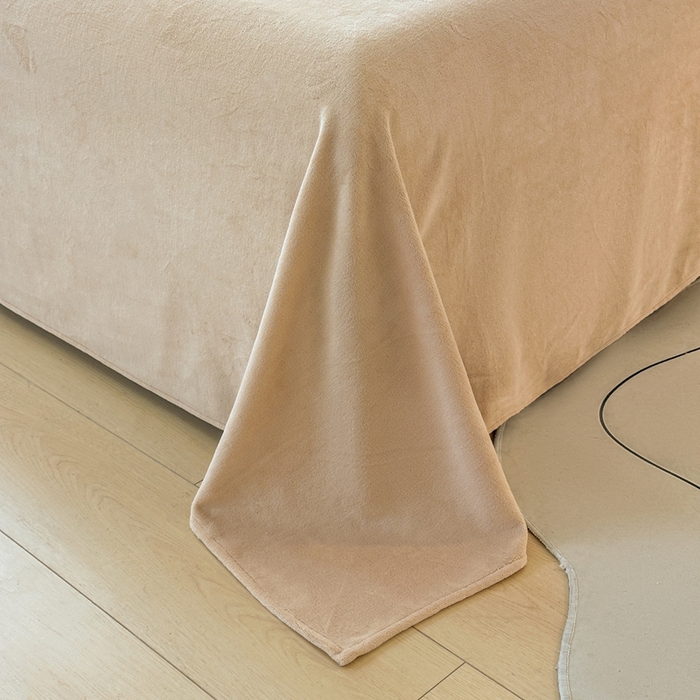 91家纺网 家纺一手货源 找家纺 莱越家纺 2025新款高克重牛奶绒纯色贴标款四件套（8斤重） 贴标-香槟金