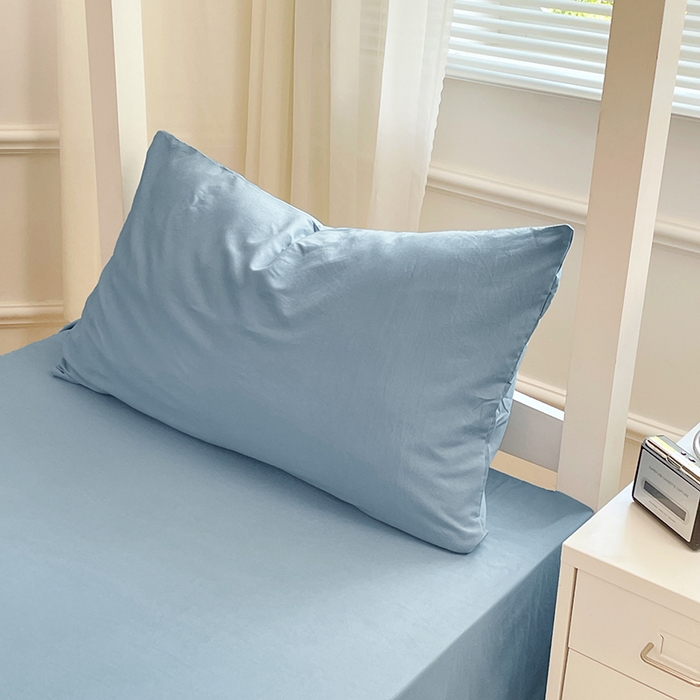 91家纺网 家纺一手货源 找家纺 梦卓家纺 2025新款学生宿舍上下铺纯色水洗棉三件套 雾霾蓝