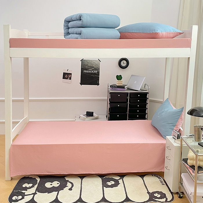 91家纺网 家纺一手货源 找家纺 梦卓家纺 2025新款学生宿舍上下铺纯色水洗棉三件套 雾霾蓝豆沙