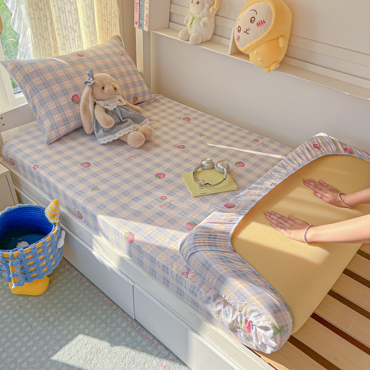 韩巢家纺 2025新款双层纱学生宿舍寝室床笠单件单床笠上下铺防滑床单床垫套 有草莓的地方