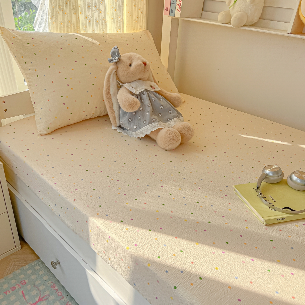 91家纺网 家纺一手货源 找家纺 韩巢家纺 2025新款双层纱学生宿舍寝室床笠单件单床笠上下铺防滑床单床垫套 波点世界