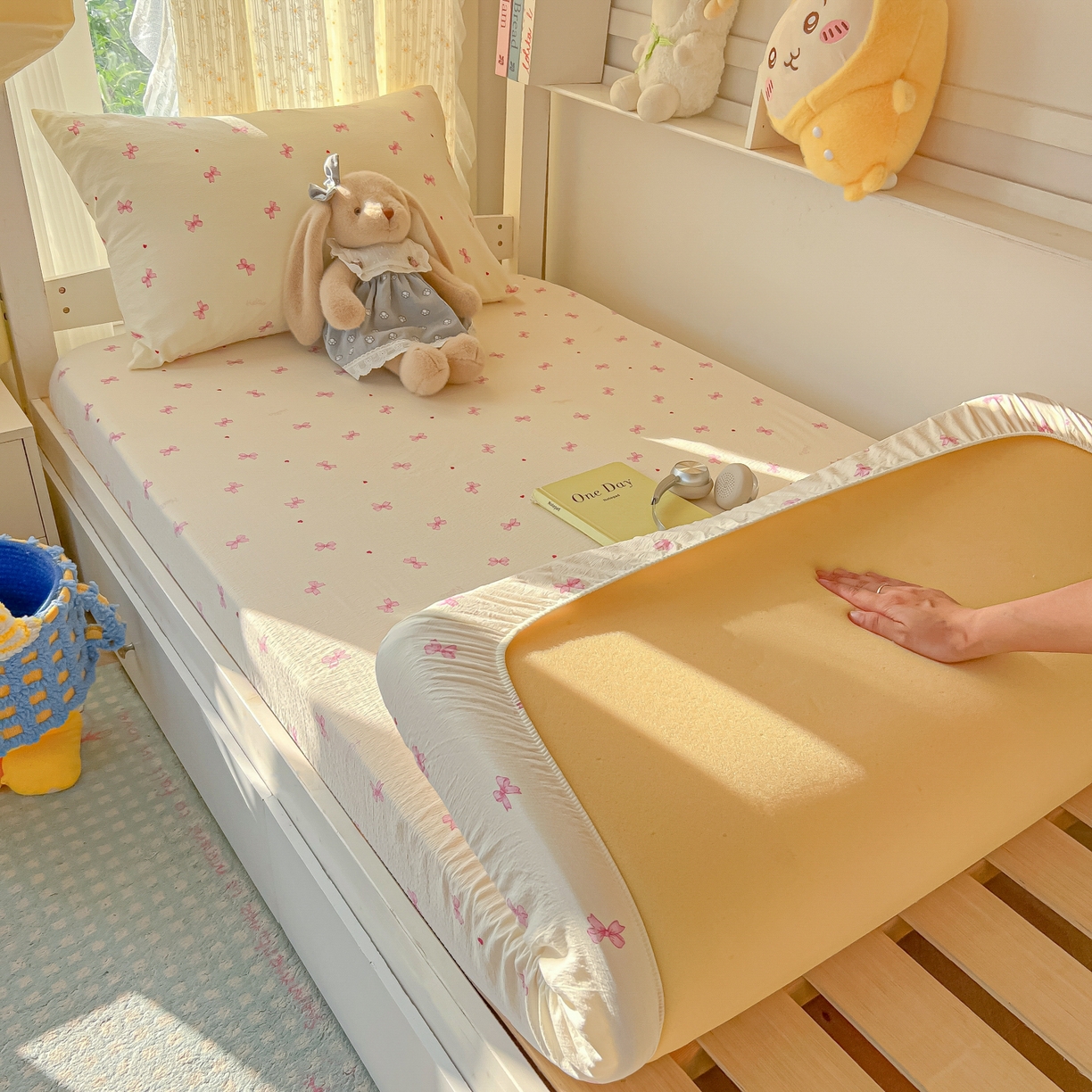 91家纺网 家纺一手货源 找家纺 韩巢家纺 2025新款双层纱学生宿舍寝室床笠单件单床笠上下铺防滑床单床垫套 粉相思