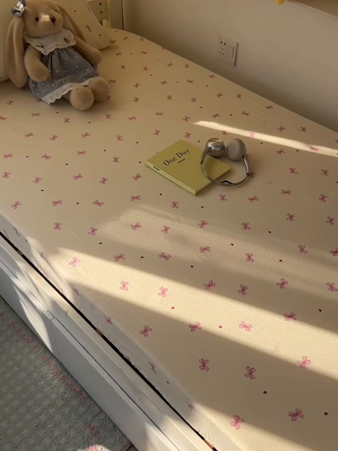 91家纺网 家纺一手货源 找家纺 韩巢家纺 2025新款双层纱学生宿舍寝室床笠单件单床笠上下铺防滑床单床垫套 粉相思