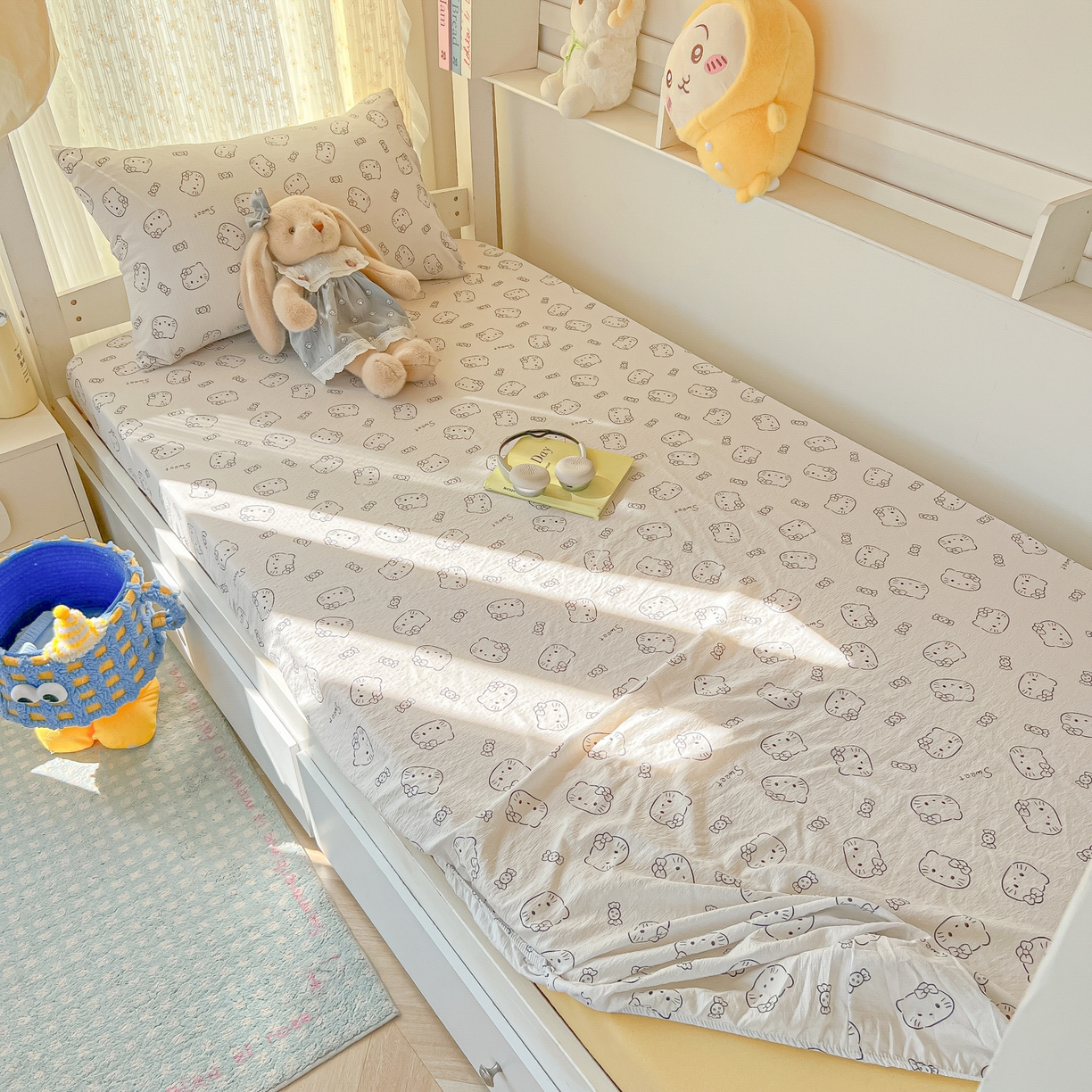 91家纺网 家纺一手货源 找家纺 韩巢家纺 2025新款双层纱学生宿舍寝室床笠单件单床笠上下铺防滑床单床垫套 猫咪恋人