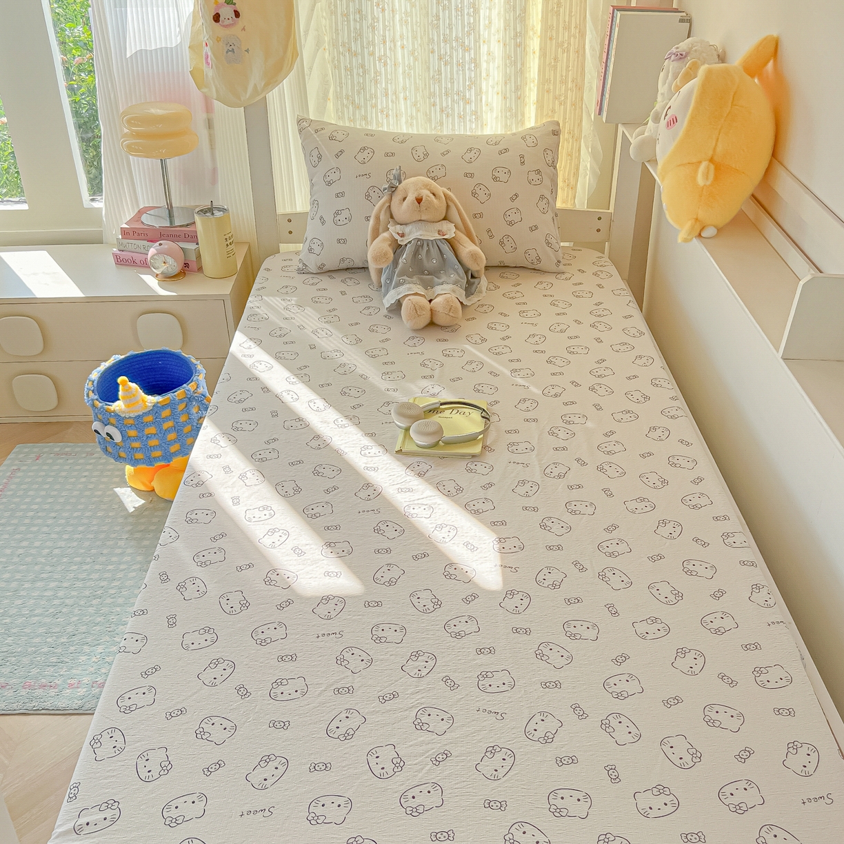 91家纺网 家纺一手货源 找家纺 韩巢家纺 2025新款双层纱学生宿舍寝室床笠单件单床笠上下铺防滑床单床垫套 猫咪恋人