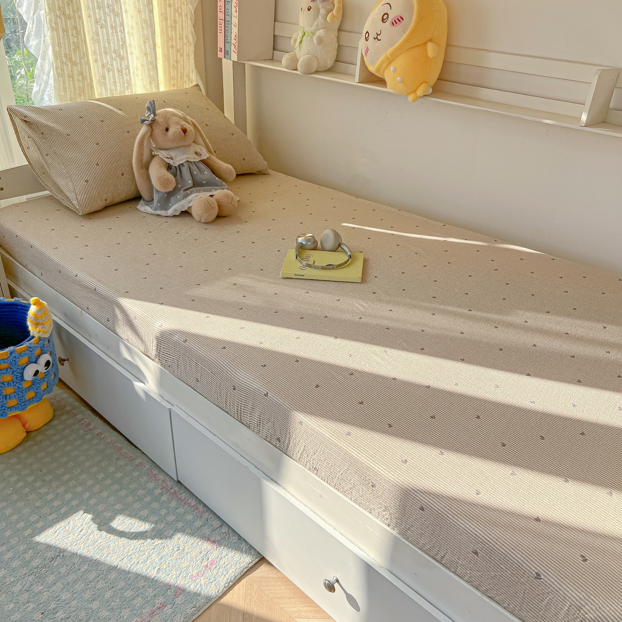 91家纺网 家纺一手货源 找家纺 韩巢家纺 2025新款双层纱学生宿舍寝室床笠单件单床笠上下铺防滑床单床垫套 米倾心