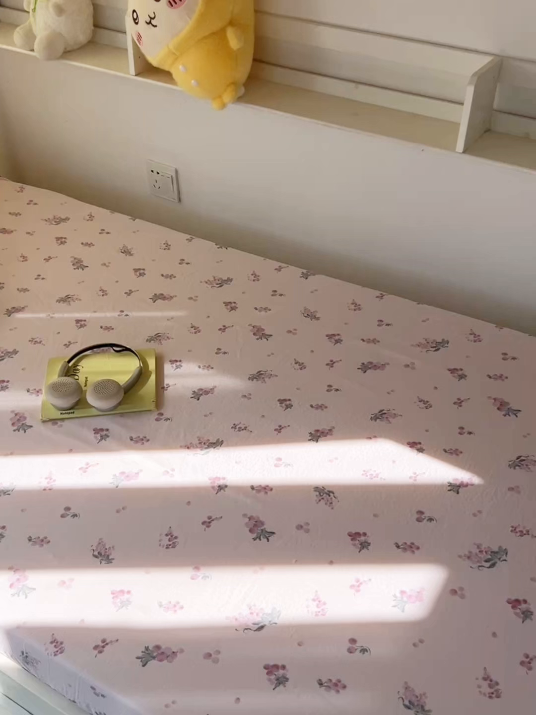 91家纺网 家纺一手货源 找家纺 韩巢家纺 2025新款双层纱学生宿舍寝室床笠单件单床笠上下铺防滑床单床垫套 葡萄七分甜