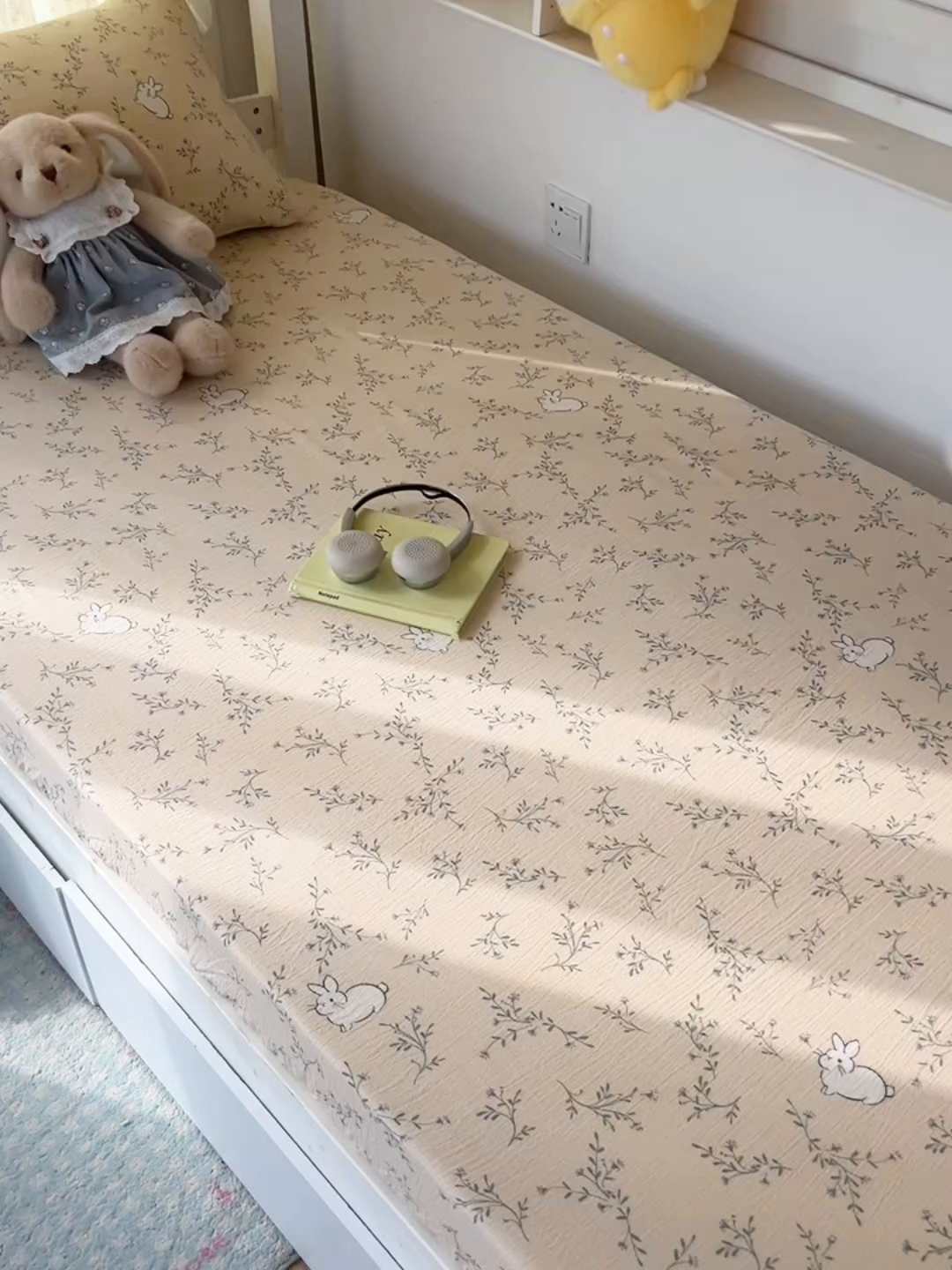 91家纺网 家纺一手货源 找家纺 韩巢家纺 2025新款双层纱学生宿舍寝室床笠单件单床笠上下铺防滑床单床垫套 森田野园