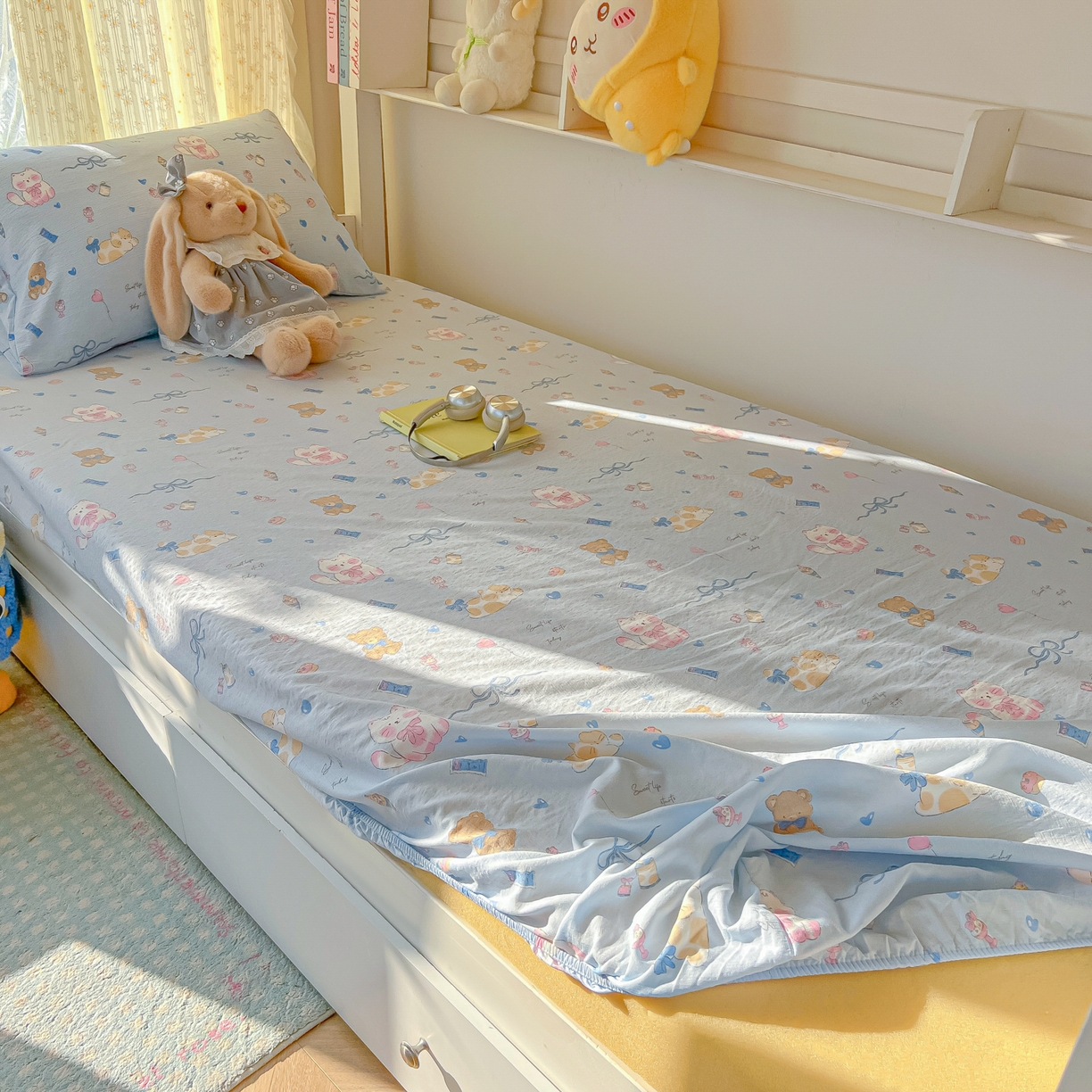 91家纺网 家纺一手货源 找家纺 韩巢家纺 2025新款双层纱学生宿舍寝室床笠单件单床笠上下铺防滑床单床垫套 小猫时光篮