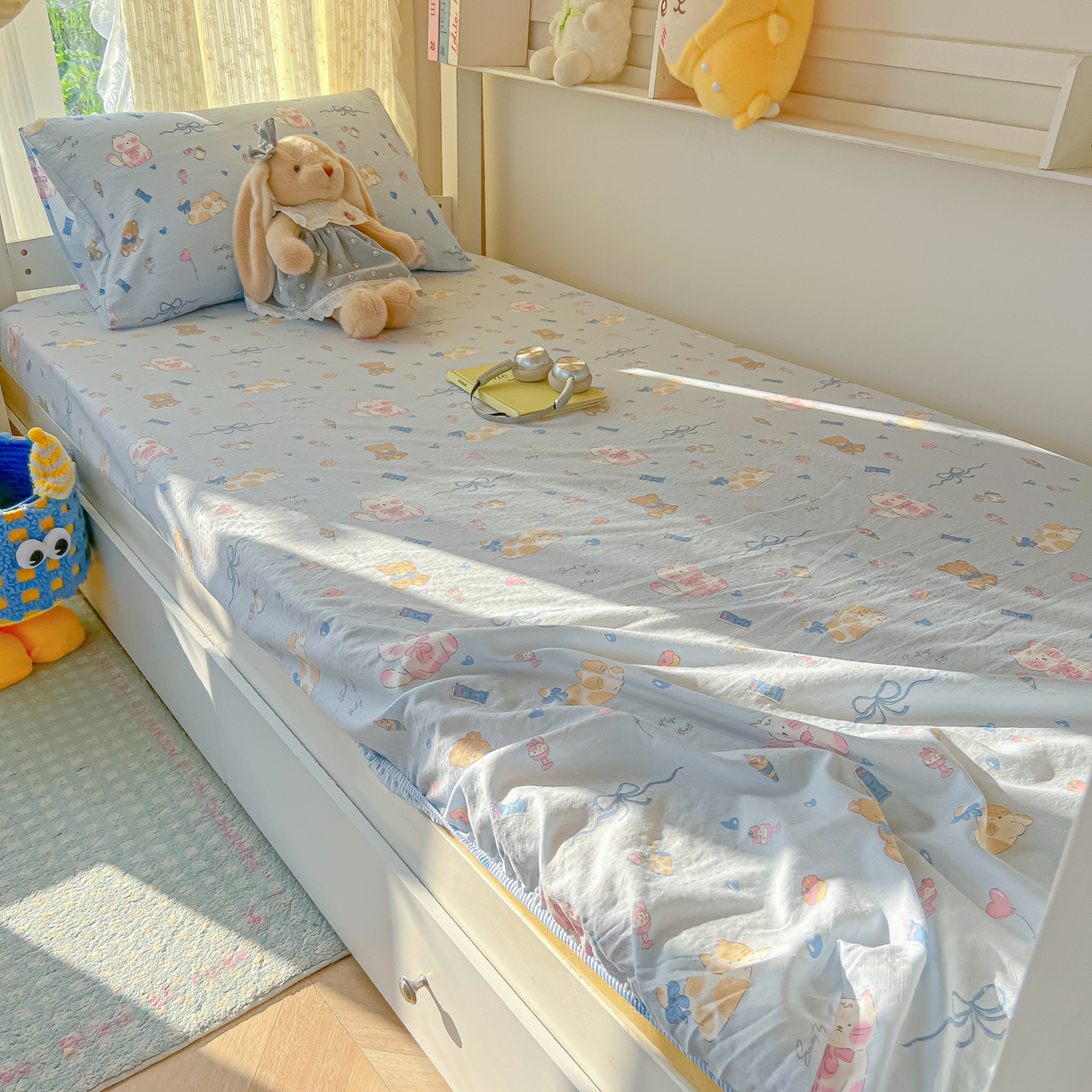 91家纺网 家纺一手货源 找家纺 韩巢家纺 2025新款双层纱学生宿舍寝室床笠单件单床笠上下铺防滑床单床垫套 小猫时光篮