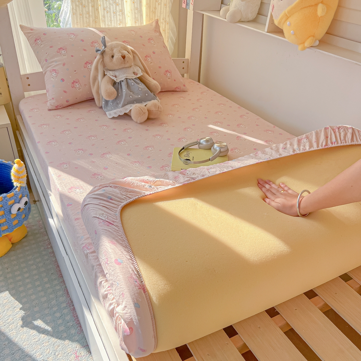 91家纺网 家纺一手货源 找家纺 韩巢家纺 2025新款双层纱学生宿舍寝室床笠单件单床笠上下铺防滑床单床垫套 小美冰激凌