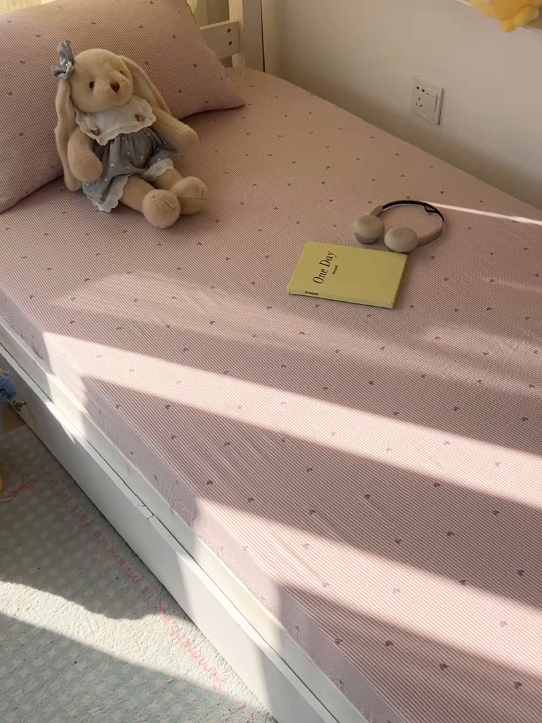 91家纺网 家纺一手货源 找家纺 韩巢家纺 2025新款双层纱学生宿舍寝室床笠单件单床笠上下铺防滑床单床垫套 紫倾心