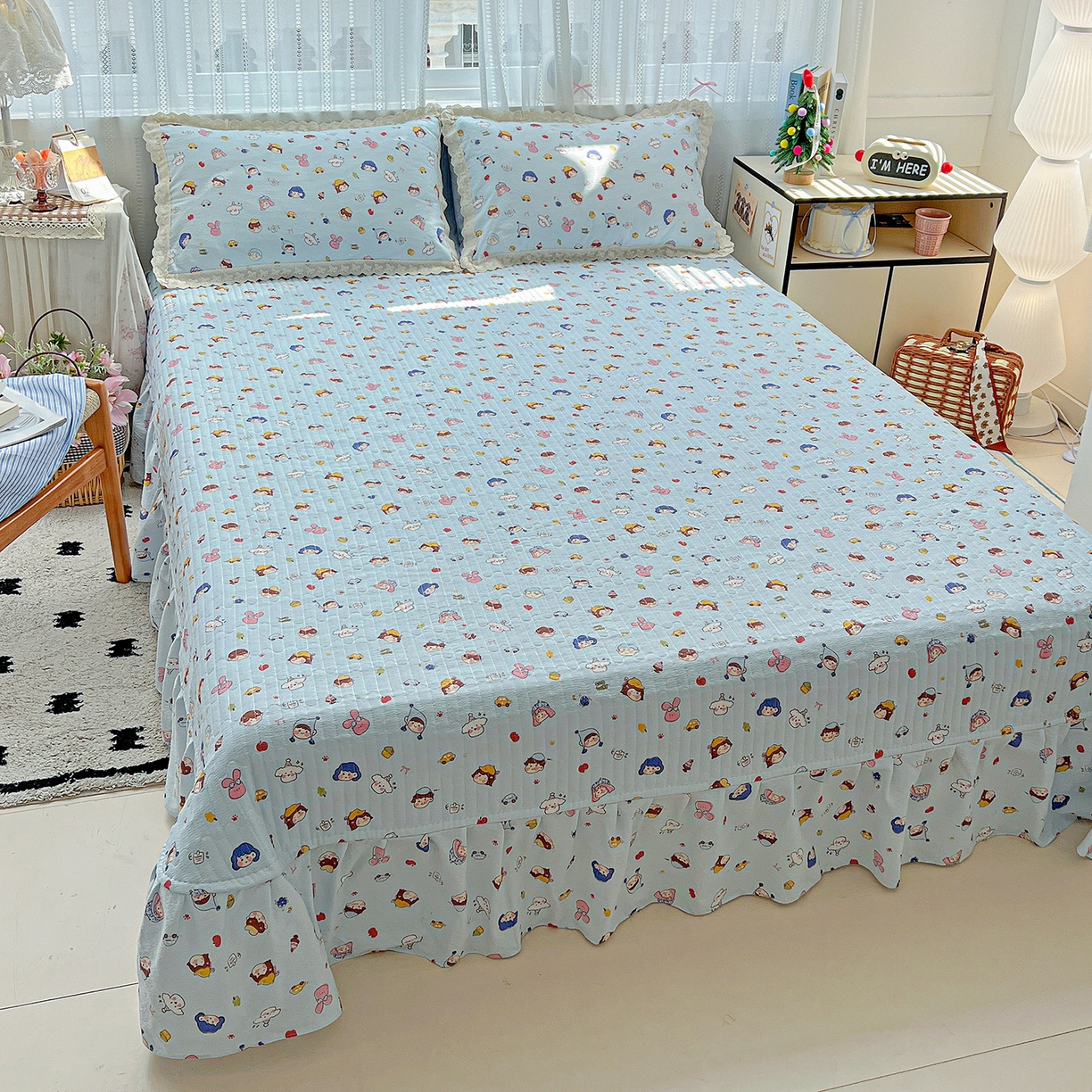 91家纺网 家纺一手货源 找家纺 富米莱（原臻工厂） 2025新款全棉蝴蝶花边热销款韩式云感亲肤棉床盖床裙四件套 阿呆-蓝（蝴蝶花边款）