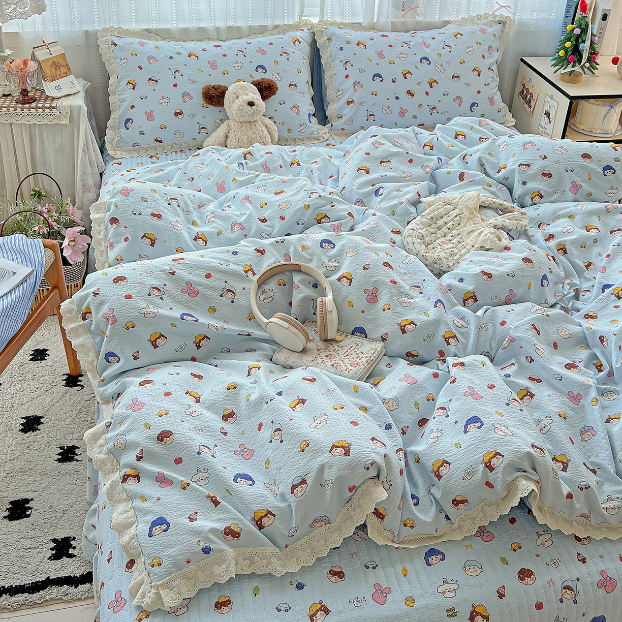 91家纺网 家纺一手货源 找家纺 富米莱（原臻工厂） 2025新款全棉蝴蝶花边热销款韩式云感亲肤棉床盖床裙四件套 阿呆-蓝（蝴蝶花边款）