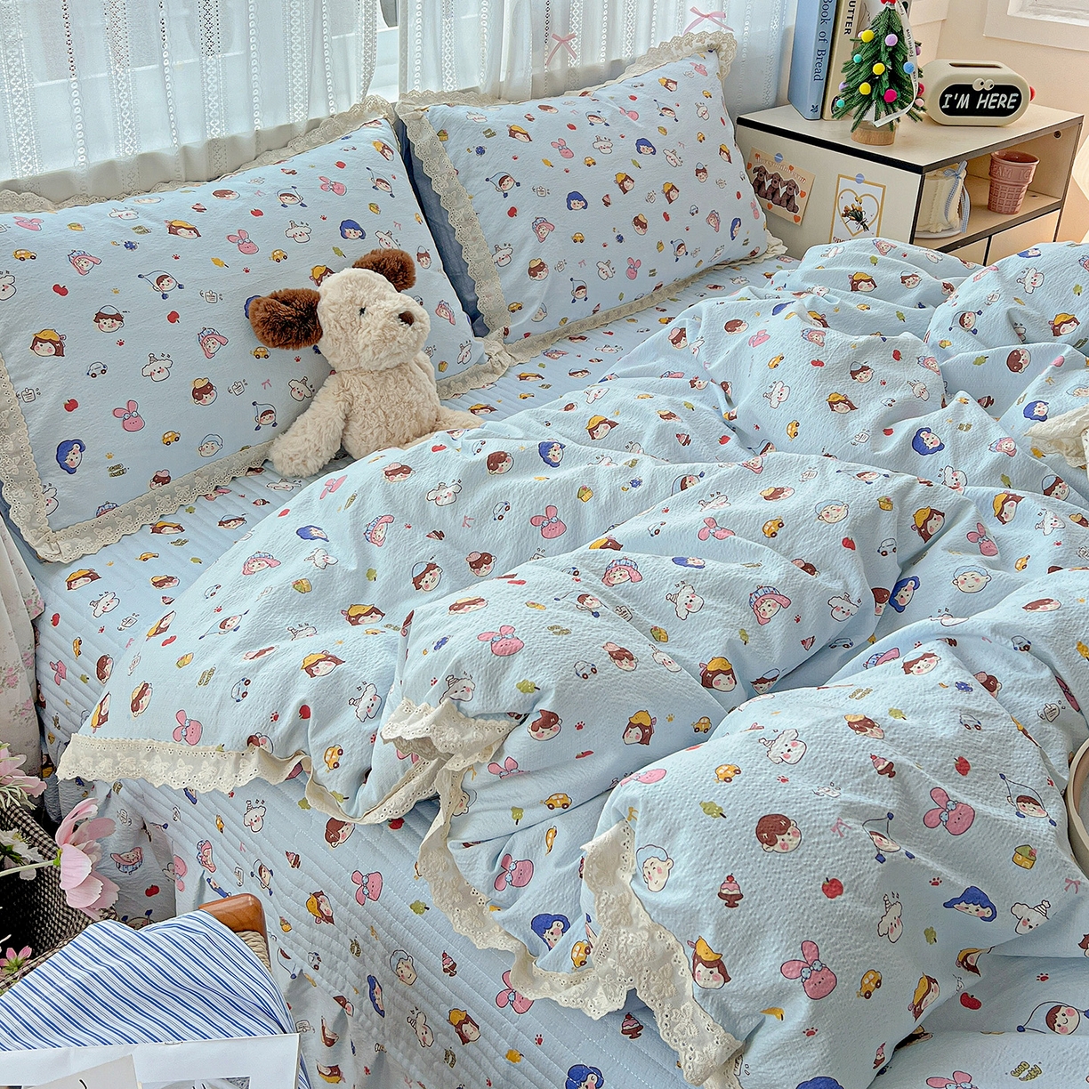 91家纺网 家纺一手货源 找家纺 富米莱（原臻工厂） 2025新款全棉蝴蝶花边热销款韩式云感亲肤棉床盖床裙四件套 阿呆-蓝（蝴蝶花边款）