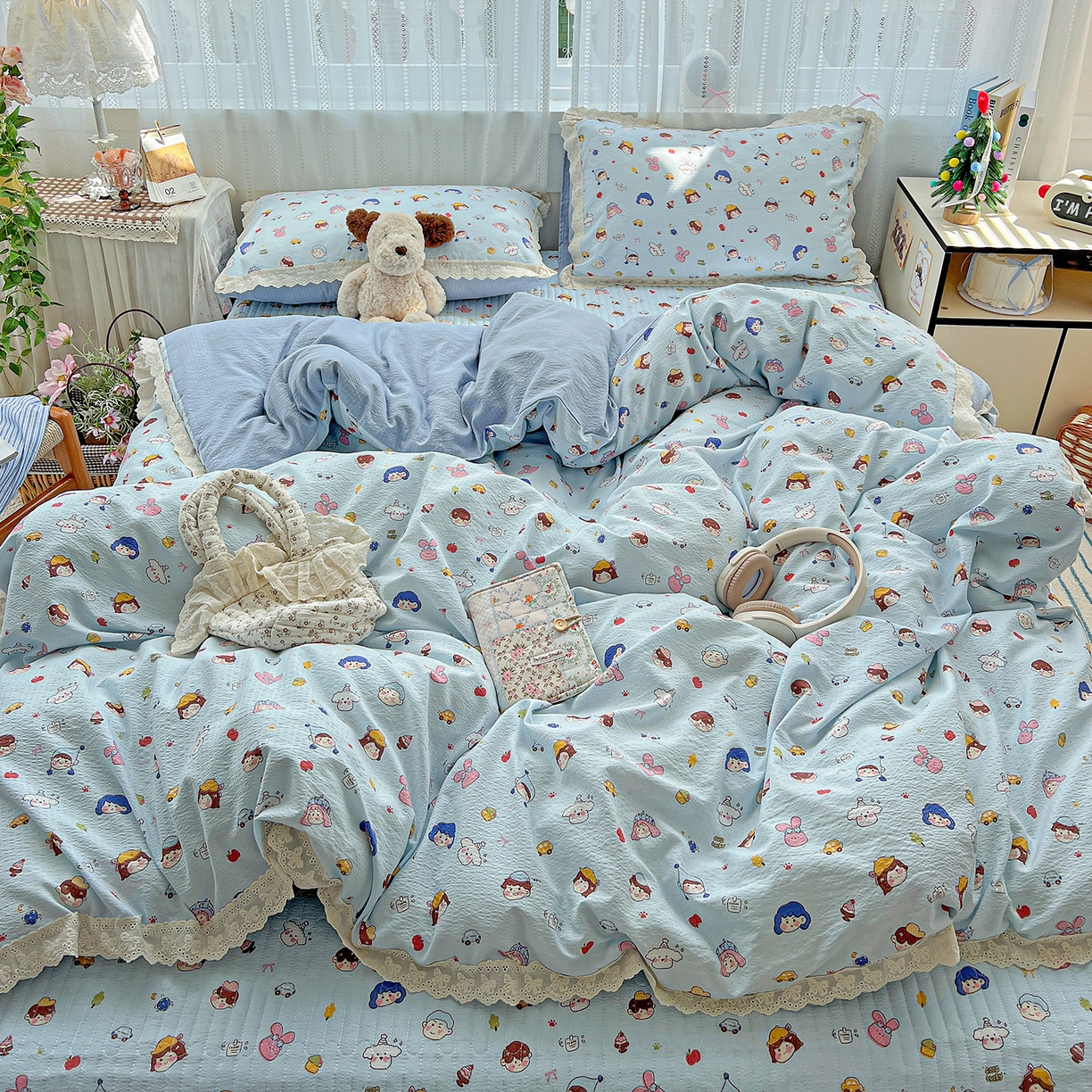 91家纺网 家纺一手货源 找家纺 富米莱（原臻工厂） 2025新款全棉蝴蝶花边热销款韩式云感亲肤棉床盖床裙四件套 阿呆-蓝（蝴蝶花边款）