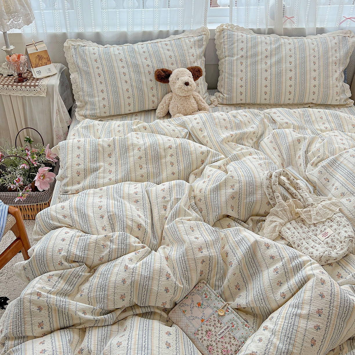 91家纺网 家纺一手货源 找家纺 富米莱（原臻工厂） 2025新款全棉蝴蝶花边热销款韩式云感亲肤棉床盖床裙四件套 白兰地（蝴蝶花边款）