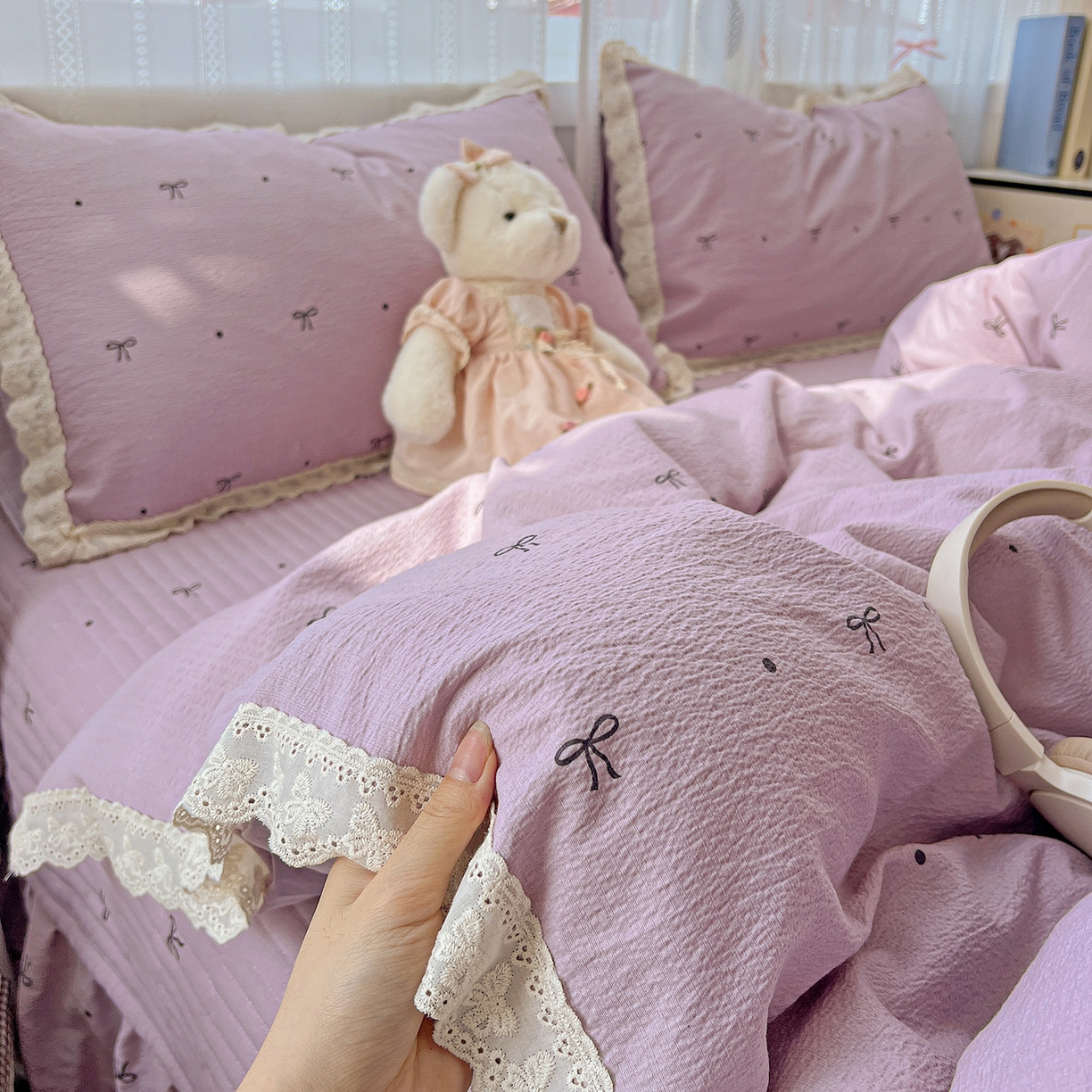 91家纺网 家纺一手货源 找家纺 富米莱（原臻工厂） 2025新款全棉蝴蝶花边热销款韩式云感亲肤棉床盖床裙四件套 小资情调（蝴蝶花边款）