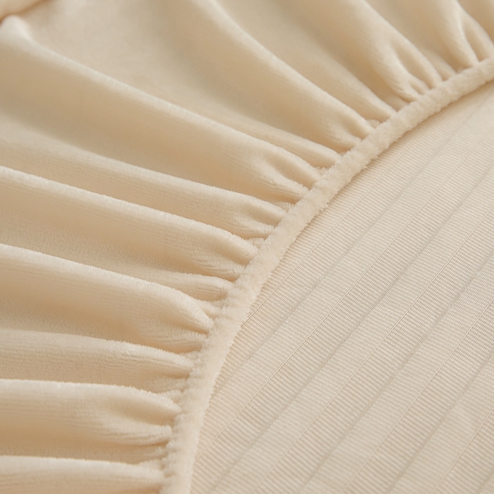 91家纺网 家纺一手货源 找家纺 欧邦 2025新款兔兔绒牛奶绒抽条床笠 抽条床笠-本白