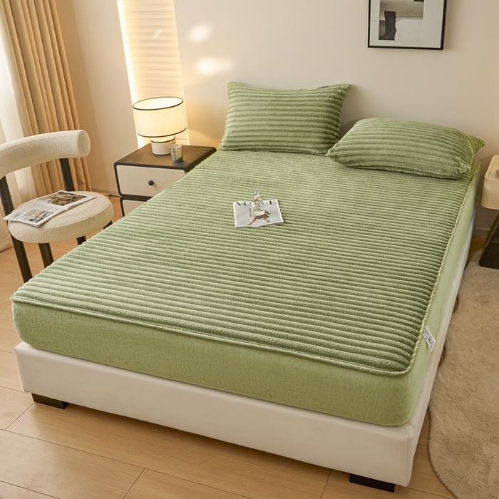 91家纺网 家纺一手货源 找家纺 欧邦 2025新款兔兔绒牛奶绒抽条床笠 抽条床笠-绿茶