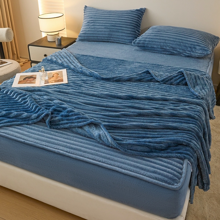 91家纺网 家纺一手货源 找家纺 欧邦 2025新款兔兔绒牛奶绒抽条床笠 抽条床笠-深蓝