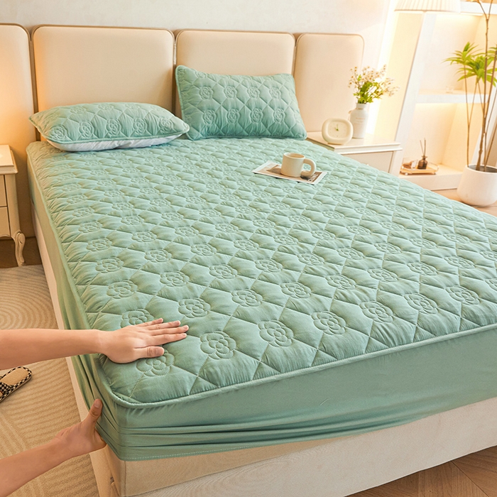 小萌虎2025新款A类原棉大豆防水款夹棉床笠 方格花蓝