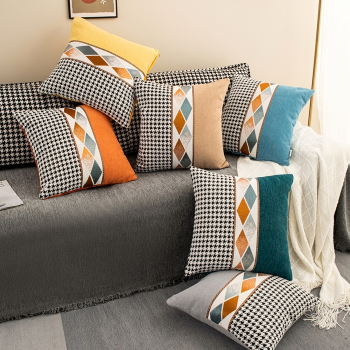 91家纺网 家纺一手货源 找家纺 （总）新奇异 2025新款仿超柔雪尼尔提花千鸟格方块抱枕