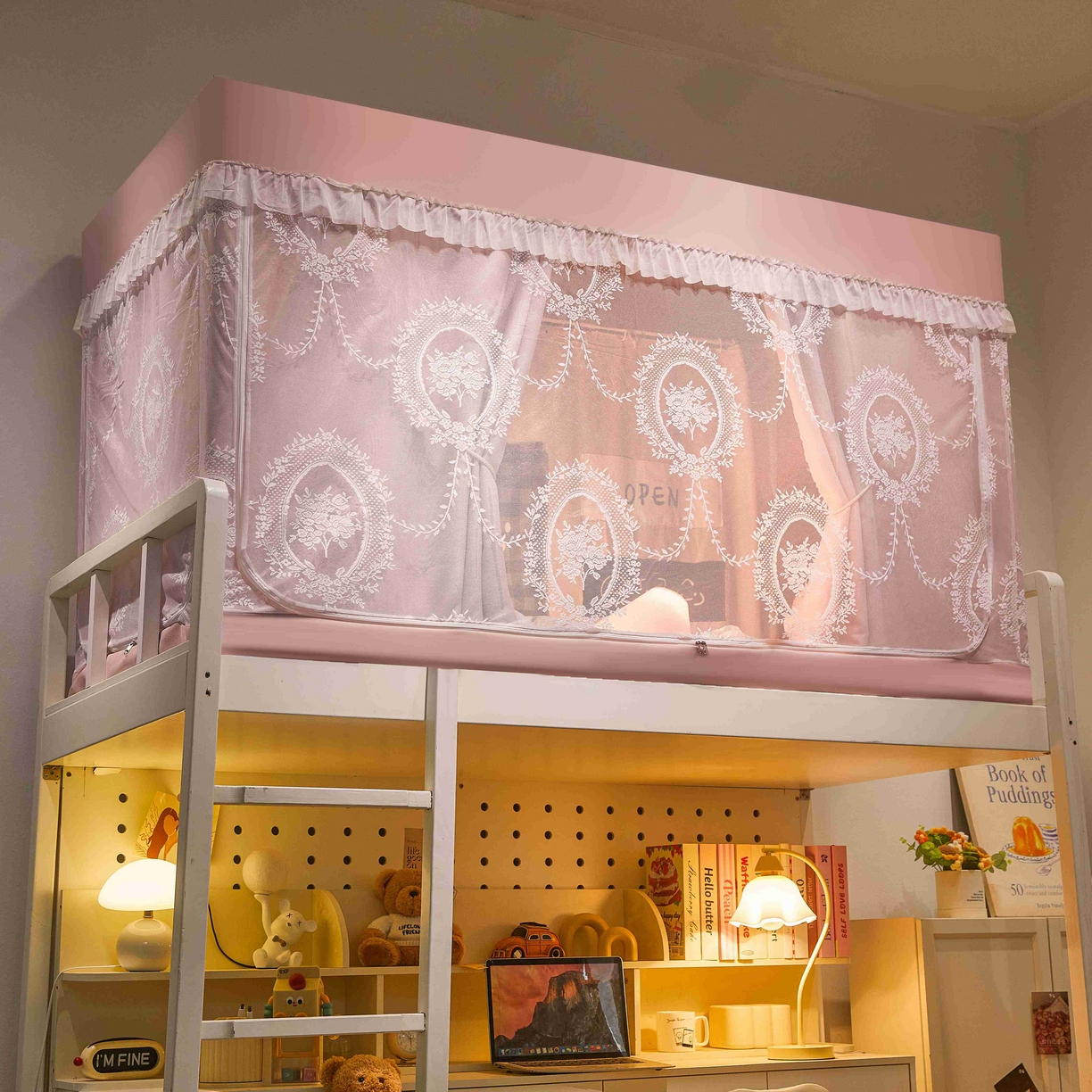 91家纺网 家纺一手货源 找家纺 （总）卓尔居 2025新款学生遮光唯美蕾丝床帘-朝颜