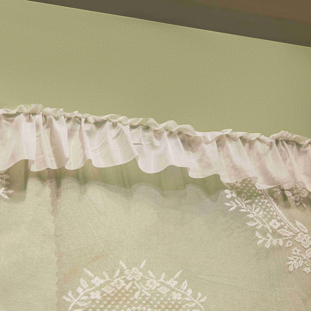 91家纺网 家纺一手货源 找家纺 卓尔居 2025新款学生遮光唯美蕾丝床帘-朝颜 朝颜-绿