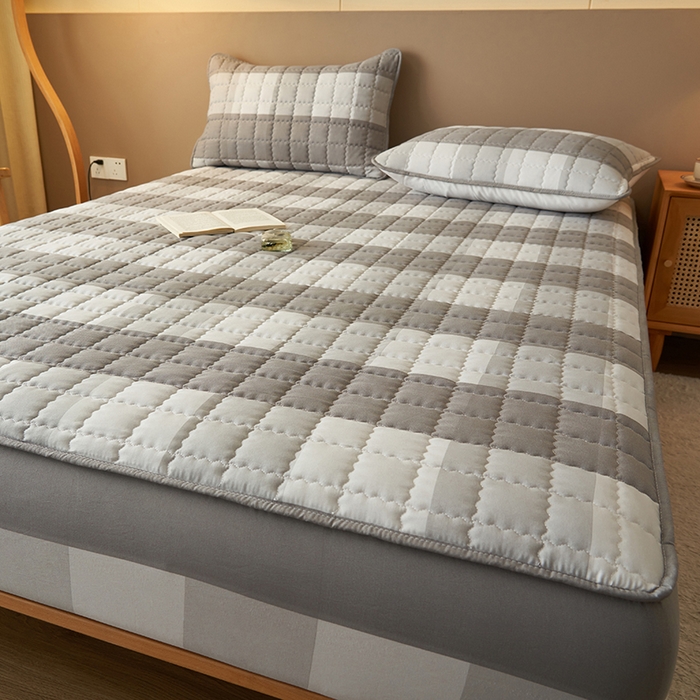 91家纺网 家纺一手货源 找家纺 小萌虎2025新款无印风格水洗棉麻夹棉床笠 灰白大格