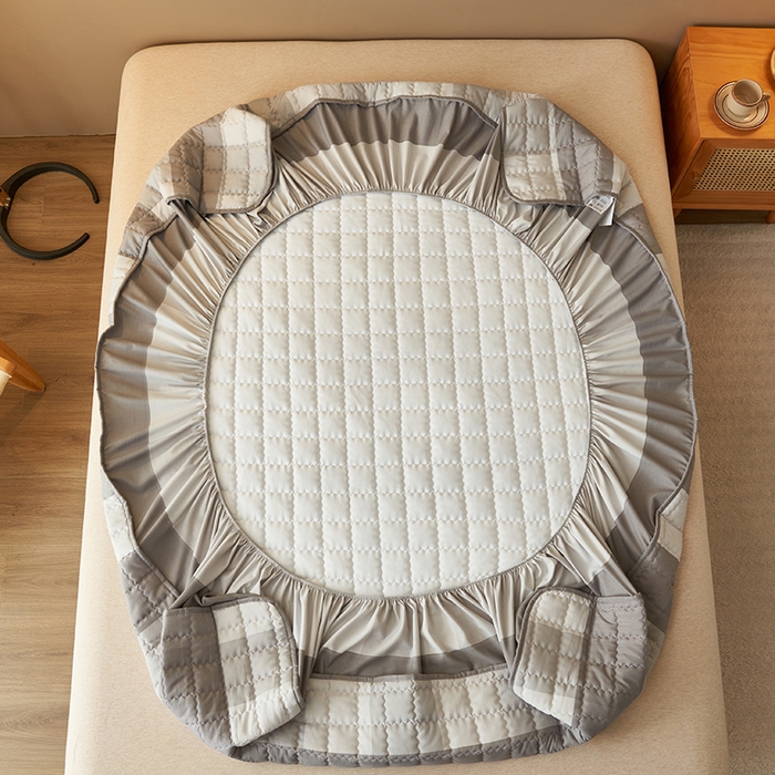 91家纺网 家纺一手货源 找家纺 小萌虎2025新款无印风格水洗棉麻夹棉床笠 灰白大格