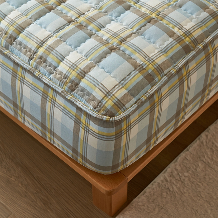 91家纺网 家纺一手货源 找家纺 小萌虎2025新款无印风格水洗棉麻夹棉床笠 简格-简兮蓝