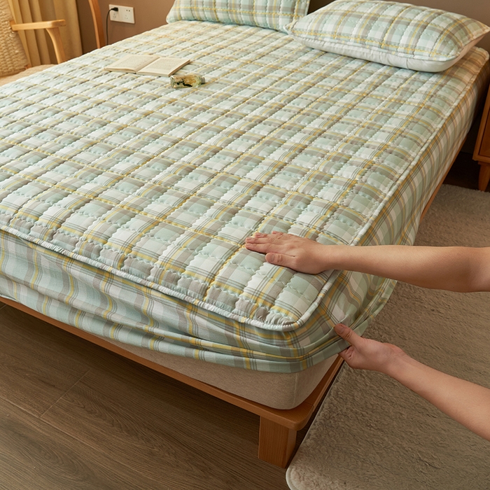 91家纺网 家纺一手货源 找家纺 小萌虎2025新款无印风格水洗棉麻夹棉床笠 简格-简兮绿