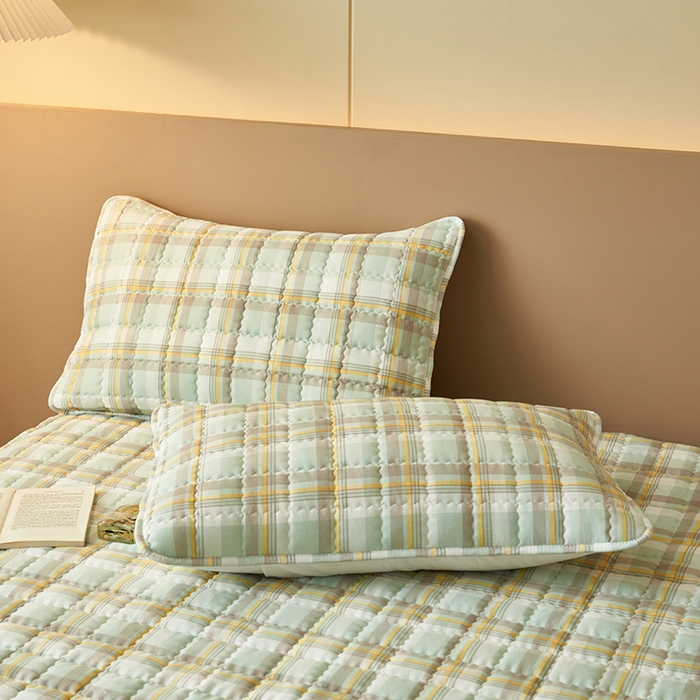 91家纺网 家纺一手货源 找家纺 小萌虎2025新款无印风格水洗棉麻夹棉床笠 简格-简兮绿