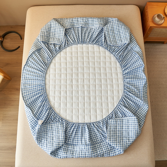 91家纺网 家纺一手货源 找家纺 小萌虎2025新款无印风格水洗棉麻夹棉床笠 蓝小格