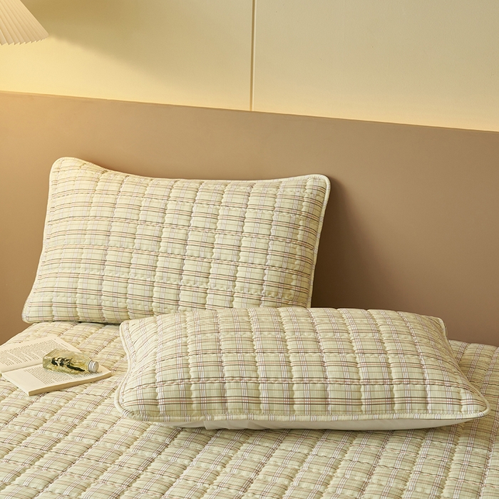 91家纺网 家纺一手货源 找家纺 小萌虎2025新款无印风格水洗棉麻夹棉床笠 绿小格